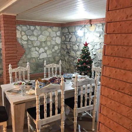 Отель Хостел FAMILY Кутаиси Экстерьер фото